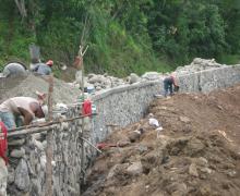 Muro de contención en camino Yecuatla-Cuatitlan