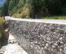 Muro de contencion en camino Quimixtlan 